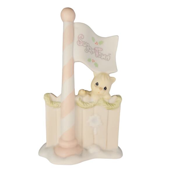 Precious Moments Sugar Town Flag Pole Figurine Enesco 184136 1996 - Picture 2 of 9